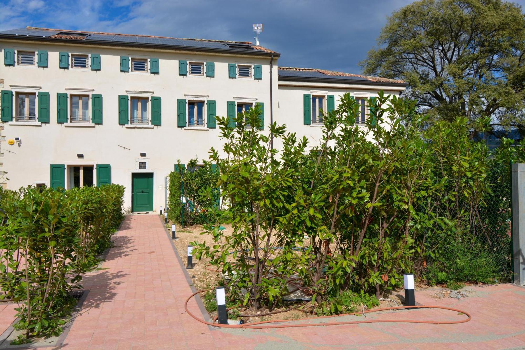 Residence Corte Bellebarbe Rivoli Veronese Екстериор снимка